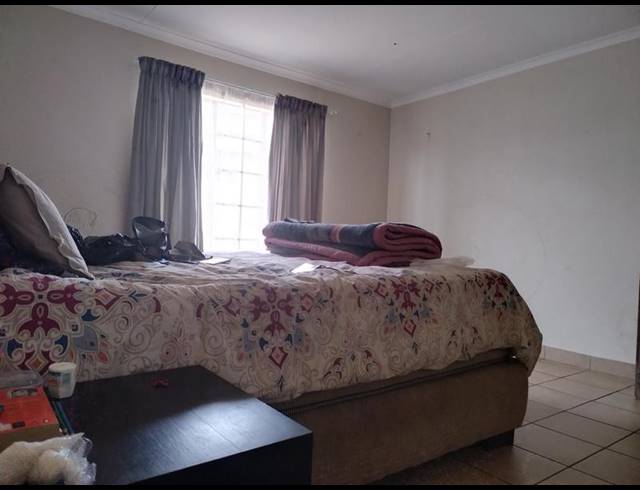 4 BEDROOM HOUSE FOR SALE IN SKY CITY